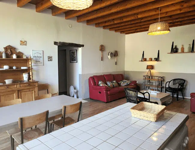 Pièce de vie du Gîte Des'Jardins 47